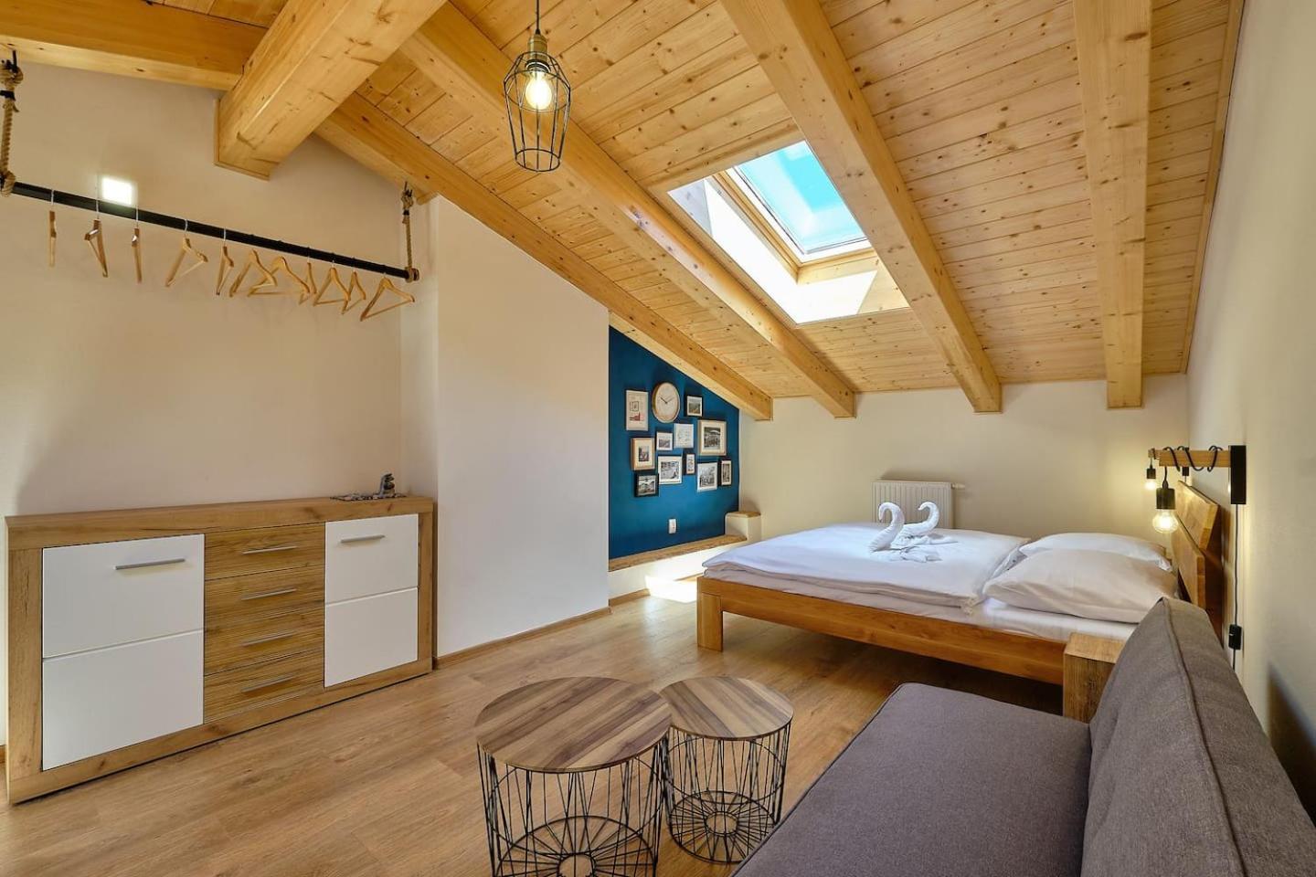 Charming And Quiet Apartment Lipno nad Vltavou Buitenkant foto